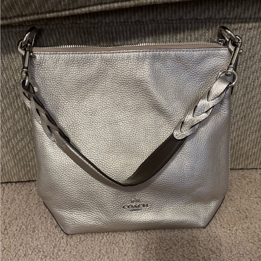 ❤️ WEEKEND ONLY SALE ❤️ COACH MINI ABBY DUFFLE PLATINUM LEATHER 
F87691 EUC